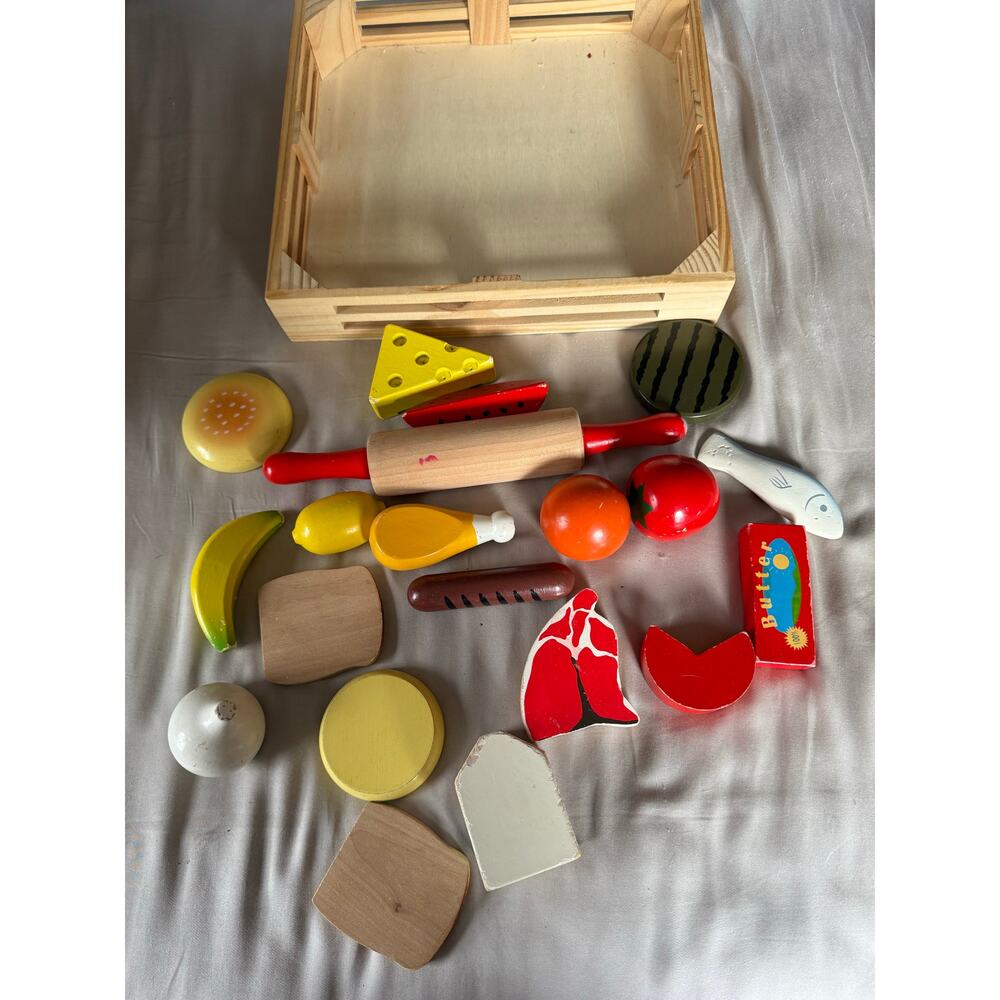 Melissa & Doug Wooden food playset